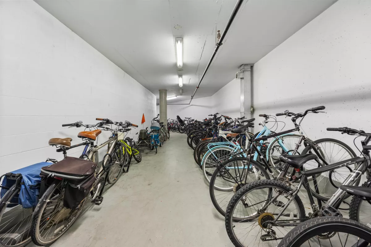 Aerial View of 1703 15 E Royal Avenue, New Westminster, BC