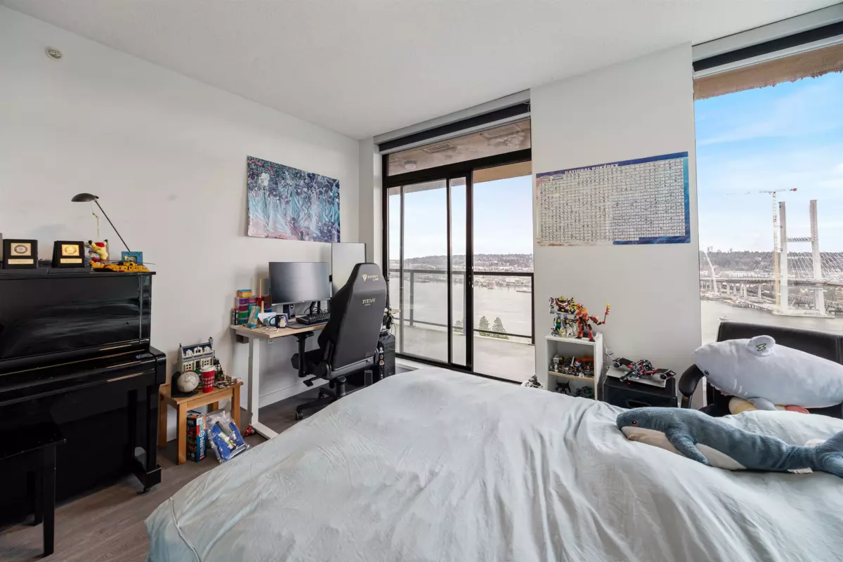 Hallway Photo of 1703 15 E Royal Avenue, New Westminster, BC