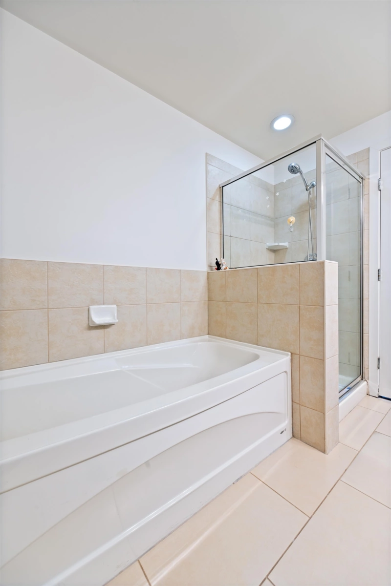 Laundry Room Photo of 1703 15 E Royal Avenue, New Westminster, BC