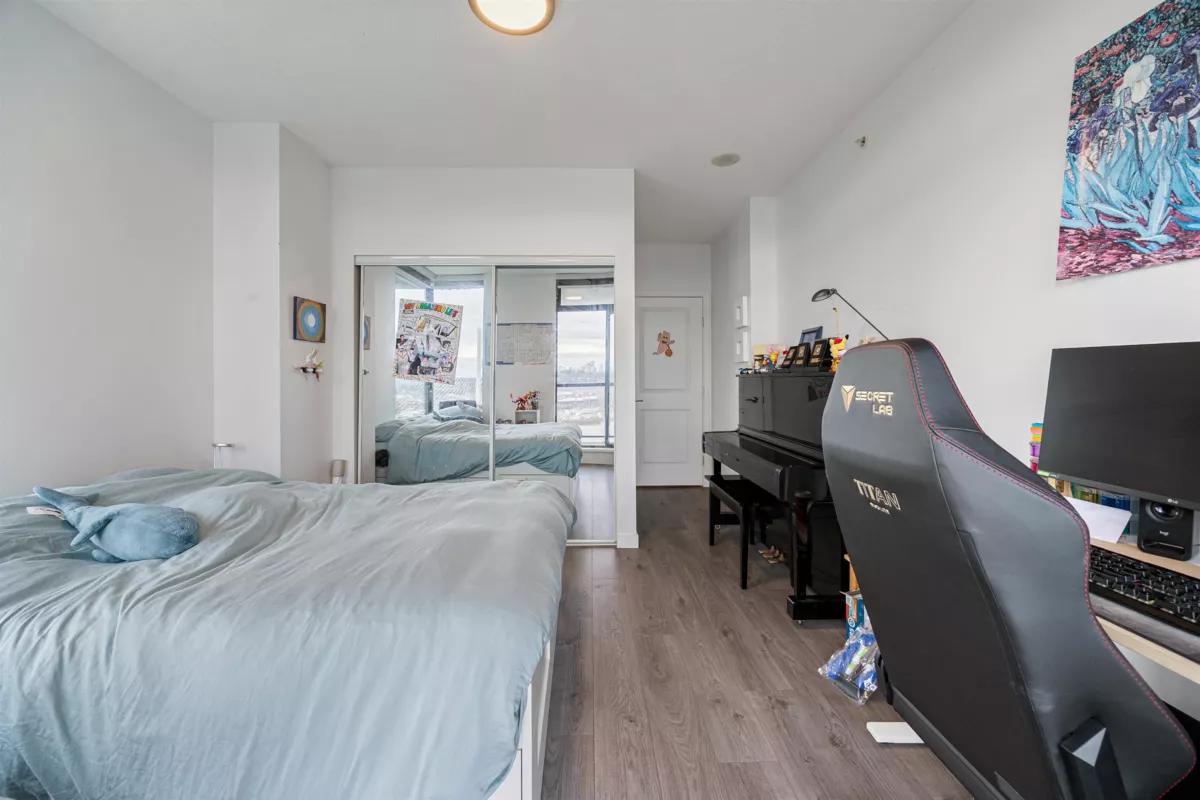 Staircase Photo of 1703 15 E Royal Avenue, New Westminster, BC