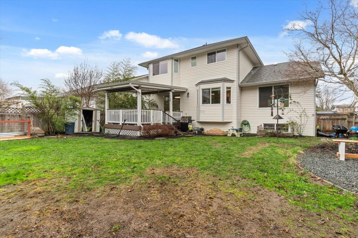 Neighborhood Park Photo Near 45818 Thomas Road, Chilliwack, BC