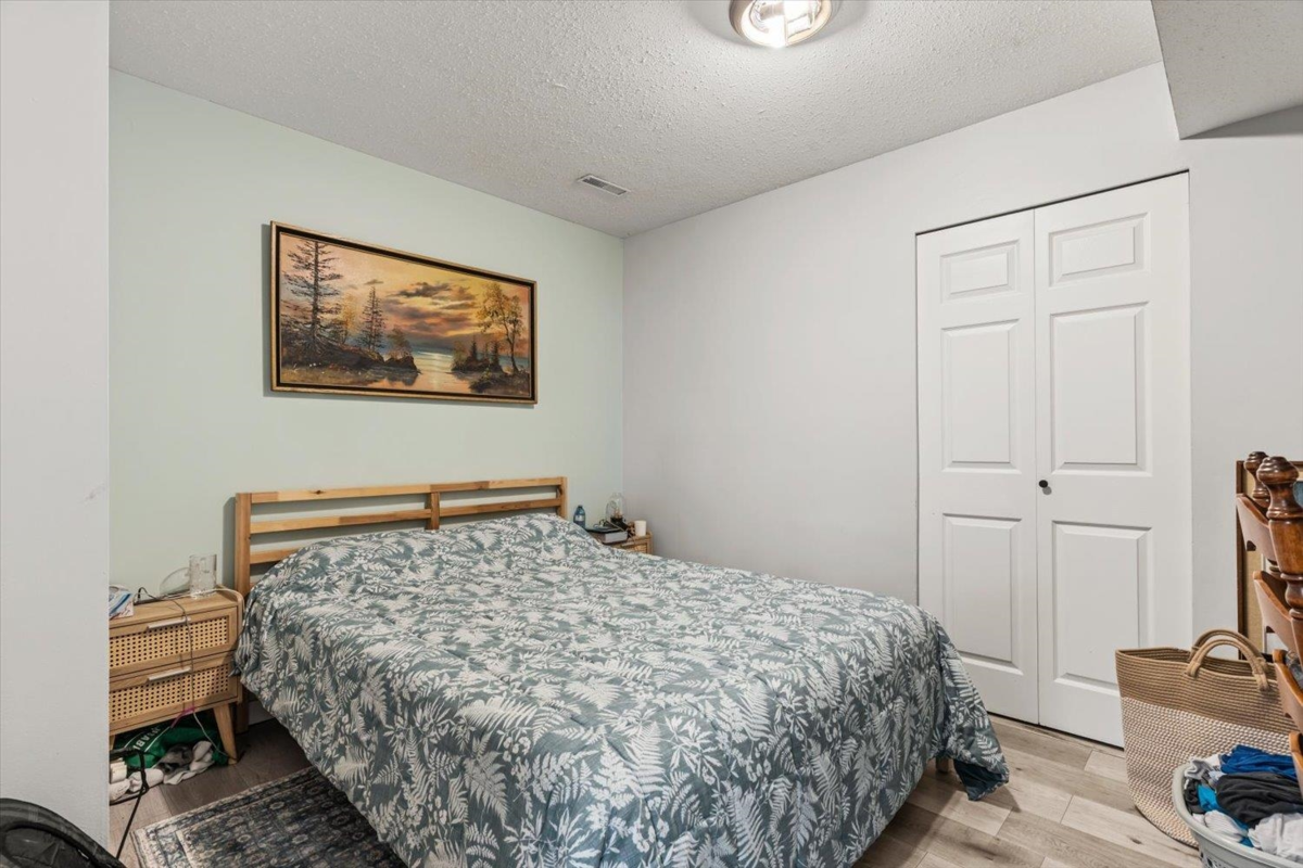 Swimming Pool Photo of 45818 Thomas Road, Chilliwack, BC