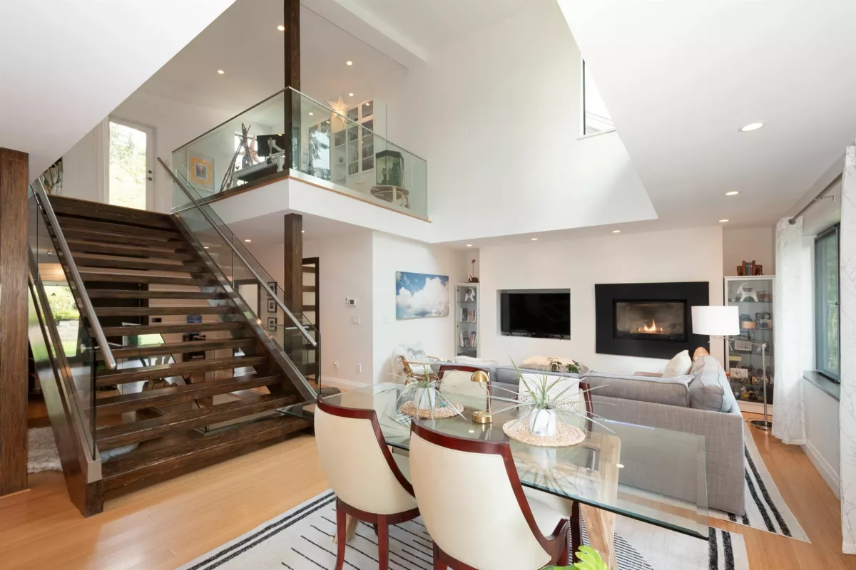 Bedroom 3 Photo of 1930 Panorama Drive, North Vancouver, BC