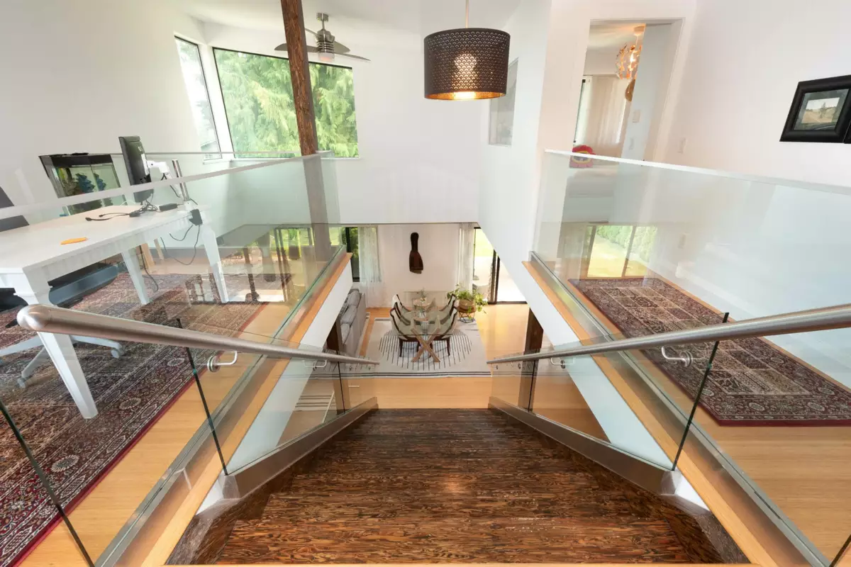 Office / Den Photo of 1930 Panorama Drive, North Vancouver, BC