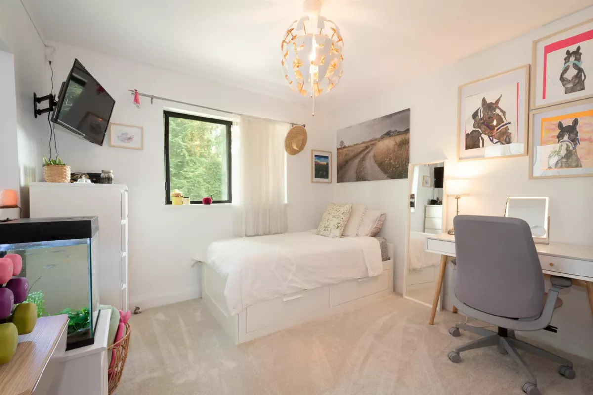 Outdoor Deck Photo of 1930 Panorama Drive, North Vancouver, BC