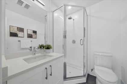 Guest Bathroom Photo of 305 22335 Mcintosh Avenue, Maple Ridge, BC