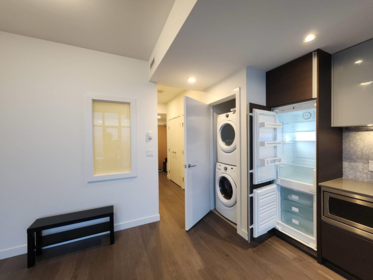 5203 4670 Assembly Way, Burnaby, BC, Burnaby — Apartment/Condo for sale