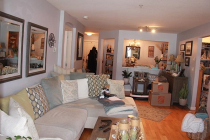 Outdoor Patio Photo of 205 15621 Marine Drive, White Rock, BC