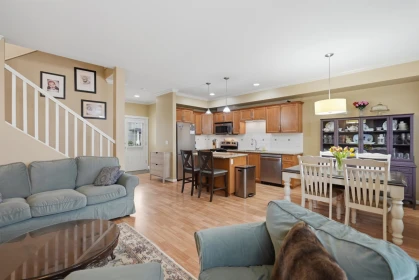 Kitchen Island Photo of 7 4910 Central Avenue, Delta, BC