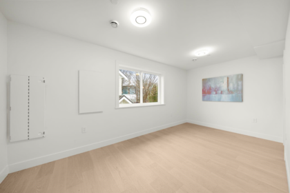 Walk-In Closet Photo of 1161 Keefer Street, Vancouver, BC