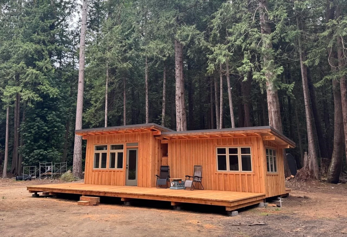 Family Room Photo of 315 Hairy Elbow Road, Sechelt, BC