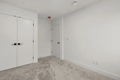 Primary Bathroom Photo of 9 2360 Crescent Way, Abbotsford, BC