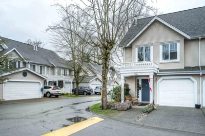 64 13499 92 Avenue, Surrey, BC, Surrey — Townhouse for sale