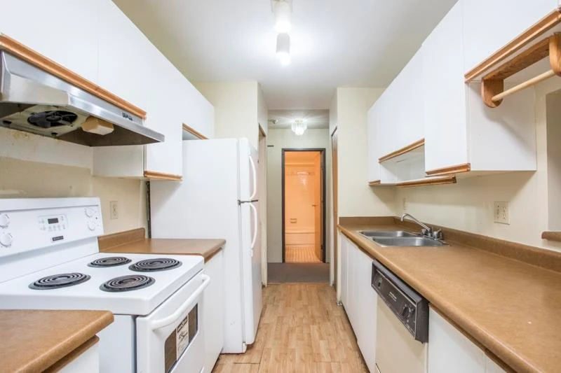 Dining Area Photo of 114 7751 Minoru Boulevard, Richmond, BC