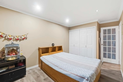 Hallway Photo of 13323 71b Avenue, Surrey, BC