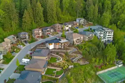 Neighborhood Park Photo Near 5487 Maclachlan Place, Chilliwack, BC