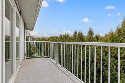 207 45669 Mcintosh Drive, Chilliwack, BC, Chilliwack — Apartment/Condo for sale