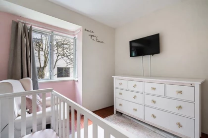 Bedroom 4 Photo of 202 320 W 2nd Street, North Vancouver, BC