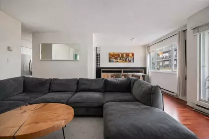 Kitchen Island Photo of 202 320 W 2nd Street, North Vancouver, BC