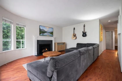 Kitchen Photo of 202 320 W 2nd Street, North Vancouver, BC