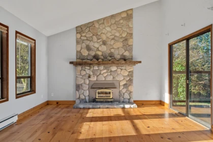 25443 Bosonworth Avenue, Maple Ridge, BC, Maple Ridge — Single Family Residence for sale