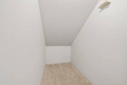 Entry Foyer Photo of 25443 Bosonworth Avenue, Maple Ridge, BC