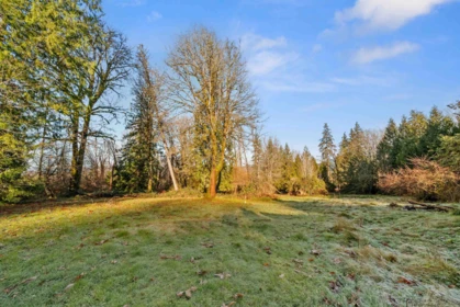 Hot Tub / Spa Photo of 25443 Bosonworth Avenue, Maple Ridge, BC
