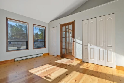 Powder Room Photo of 25443 Bosonworth Avenue, Maple Ridge, BC