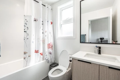 Hallway Photo of 4 9099 No. 2 Road, Richmond, BC