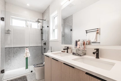 Laundry Room Photo of 4 9099 No. 2 Road, Richmond, BC
