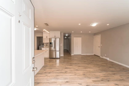 Kitchen Photo of 32565 George Ferguson Way, Abbotsford, BC