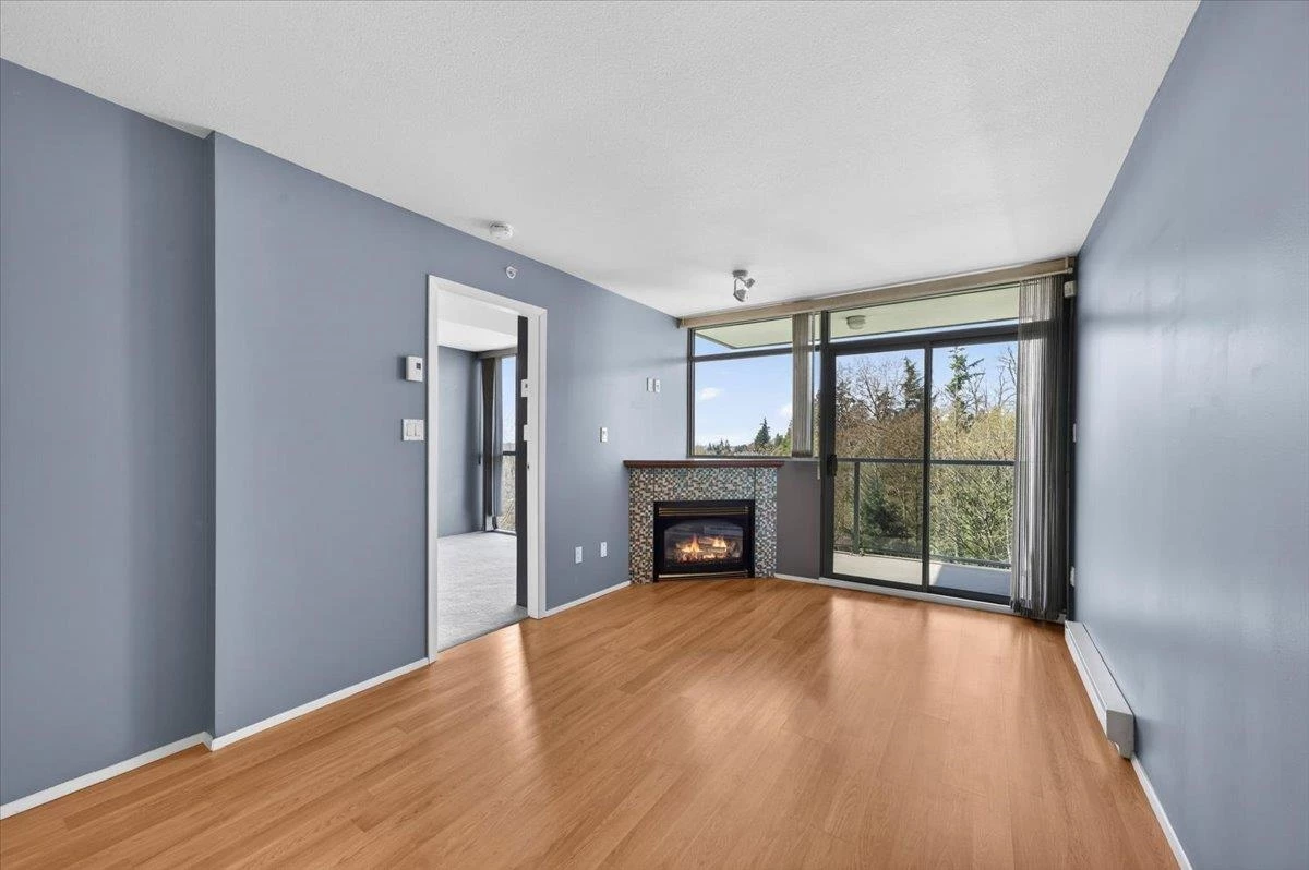Family Room Photo of 909 2733 Chandlery Place, Vancouver, BC