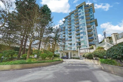 Swimming Pool Photo of 909 2733 Chandlery Place, Vancouver, BC