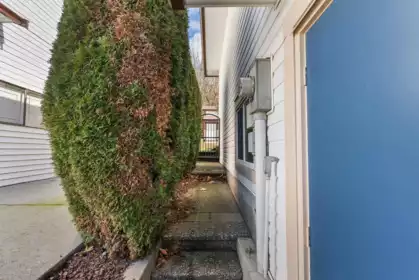 Staircase Photo of 2914 Glenshiel Drive, Abbotsford, BC