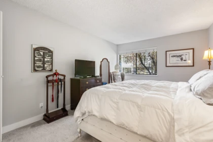Basement Recreation Room Photo of 203 1379 Merklin Street, White Rock, BC