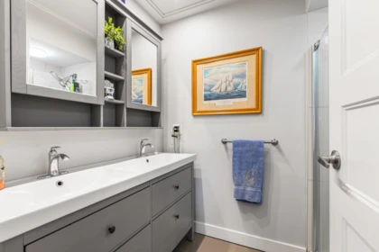 Hallway Photo of 203 1379 Merklin Street, White Rock, BC