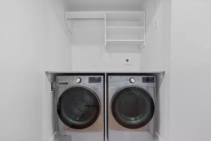 Swimming Pool Photo of 1003 3963 Uplands Way, West Vancouver, BC