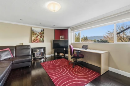 Basement Recreation Room Photo of 2331 Henry Street, Port Moody, BC