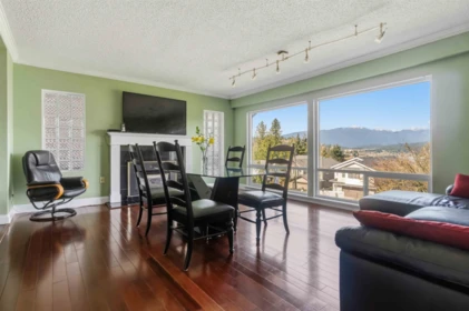 Kitchen Island Photo of 2331 Henry Street, Port Moody, BC