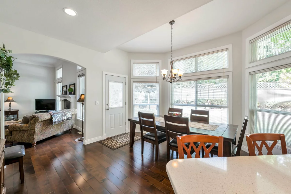 Dining Area Photo of 16683 77 Avenue, Surrey, BC