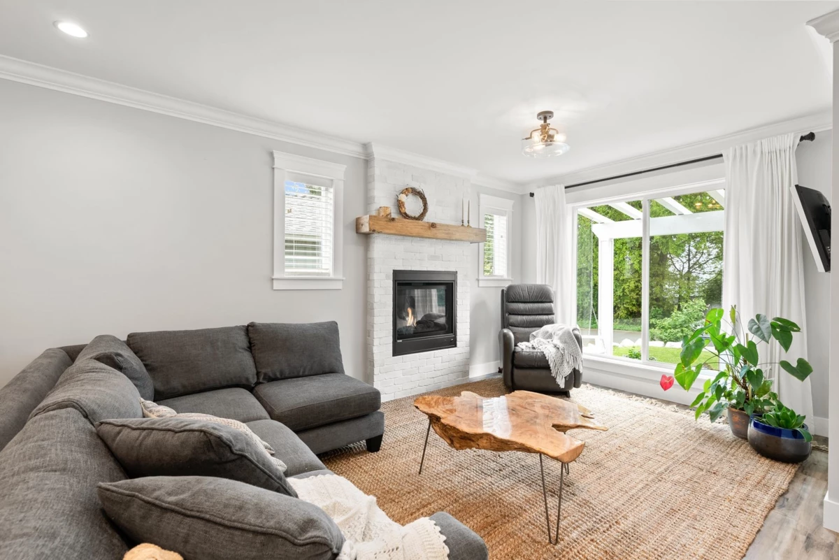 Family Room Photo of 26433 28 Avenue, Langley, BC