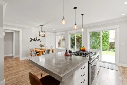Breakfast Nook Photo of 26433 28 Avenue, Langley, BC