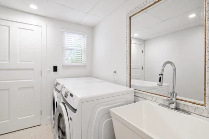 Hot Tub / Spa Photo of 2333 Kirkstone Road, North Vancouver, BC