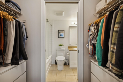 Guest Bathroom Photo of 2205 938 Smithe Street, Vancouver, BC