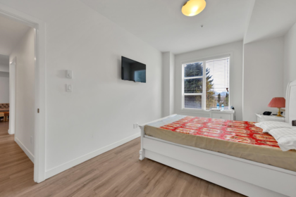 Basement Recreation Room Photo of 302 2649 James Street, Abbotsford, BC