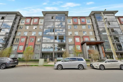 302 2649 James Street, Abbotsford, BC, Abbotsford — Apartment/Condo for sale