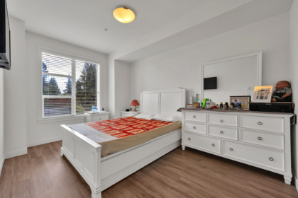 Powder Room Photo of 302 2649 James Street, Abbotsford, BC