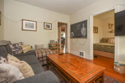 Kitchen Photo of 2881 Adanac Street, Vancouver, BC