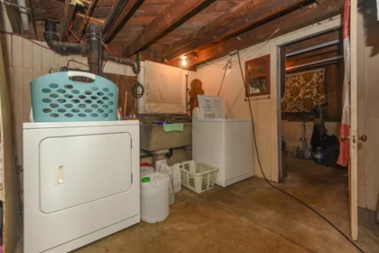 Primary Bathroom Photo of 2881 Adanac Street, Vancouver, BC