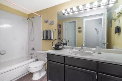 Mudroom Photo of 203 1378 Fir Street, White Rock, BC